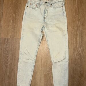 Levi’s Light Blue Jeans